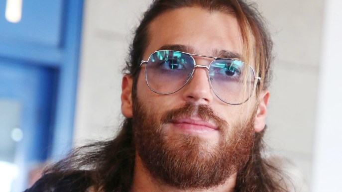 Can Yaman sarà il protagonista della serie tv “Le fate ignoranti”