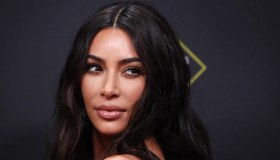 Kim Kardashian, addio a Kanye West: lei si mostra su Instagram senza fede