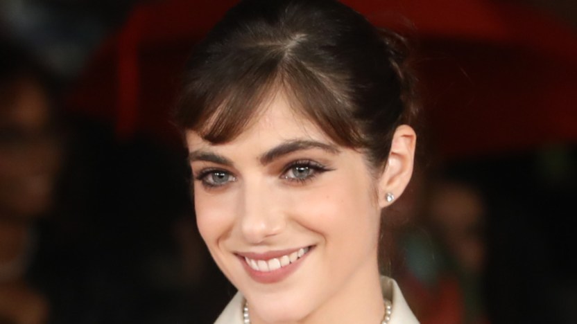 Perché è famosa Maria Vera Ratti de Il Commissario Ricciardi