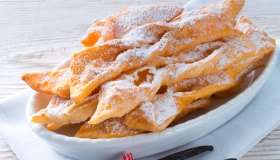 Chiacchiere gluten free con meno zucchero e più fibra di una mela