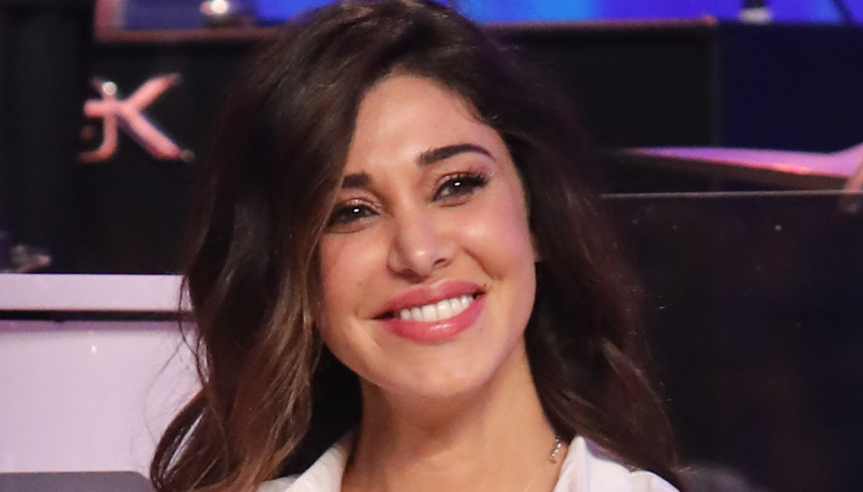 Belen Rodriguez incinta, il primo video del pancino su Instagram