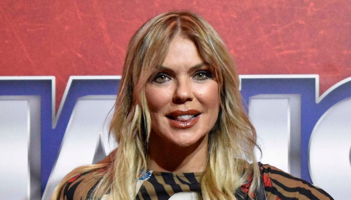 Compleanno a tre per Matilde Brandi, festeggiamenti con le amiche del GF Vip