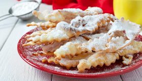 Carnevale: 5 dolci della tradizione da mangiare anche con gli occhi