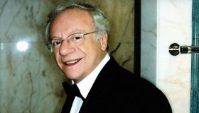 Auguri a Johnny Dorelli: 84 anni tra arte, famiglia e amore