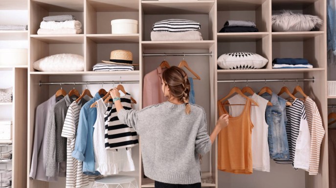 Come organizzare un armadio