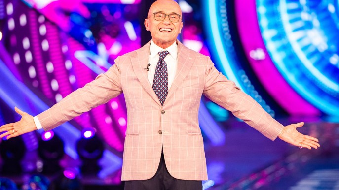 GF Vip, mea culpa di Signorini: “Mi pento delle cadute di stile. Ma accadono ovunque”