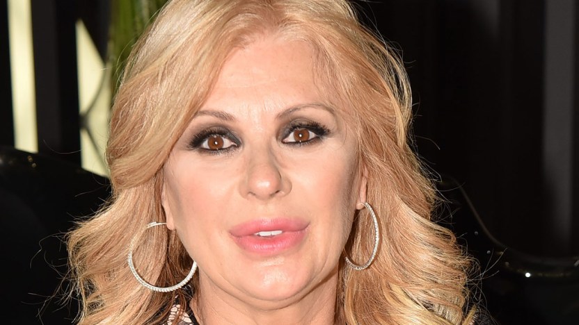 Uomini e Donne, Davide sceglie la sua compagna. E Tina Cipollari resta con Maria De Filippi