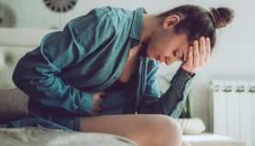 Cistite: i migliori rimedi naturali per curarla e prevenirla