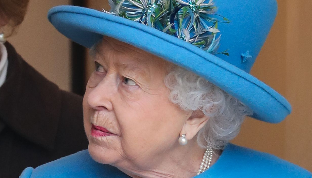 Regina Elisabetta, cancellata la parata per il suo compleanno