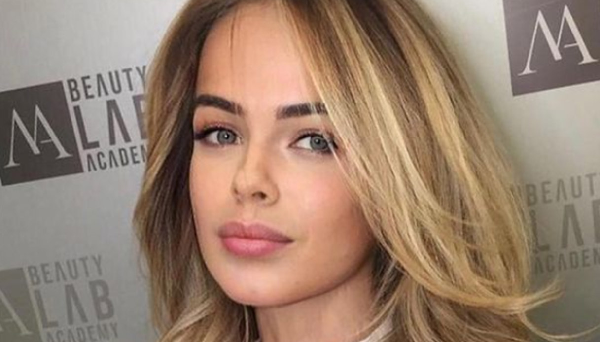 Isola dei Famosi, il canto d’amore di Awed a Drusilla (con sorpresa finale)