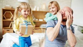 Regali economici festa del papà: idee per un pensiero sotto 50€