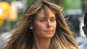 Heidi Klum, a 47 anni senza trucco su Instagram: splendida al naturale