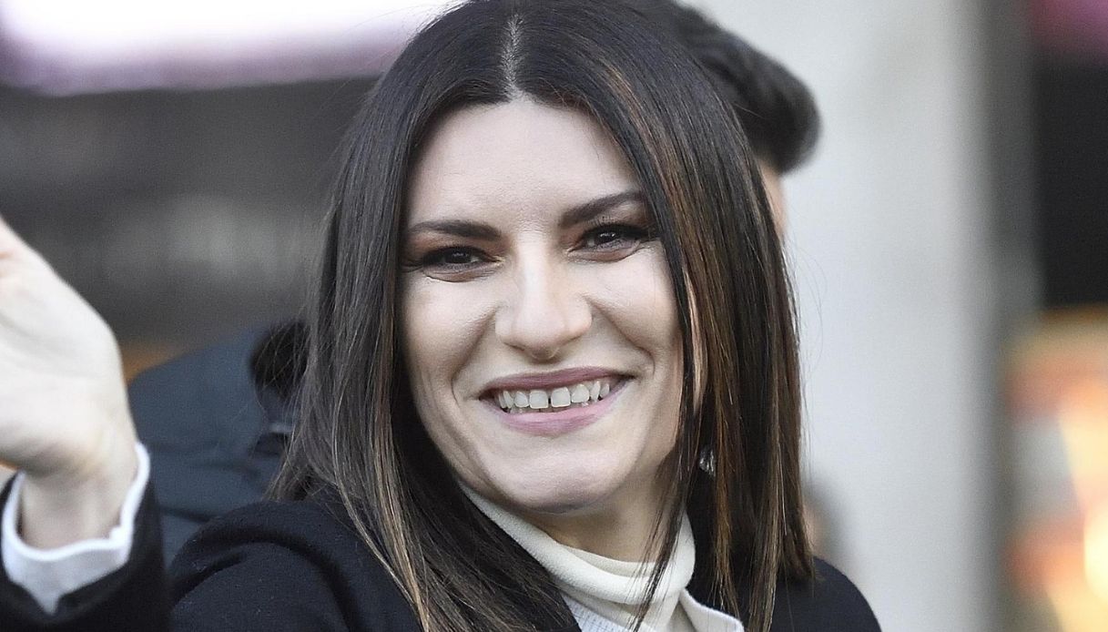 Laura Pausini, la dolce dedica al marito in un giorno speciale