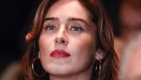 Maria Elena Boschi in pizzo nero seduce a Porta a Porta