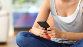 Disturbi intimi? Il ginecologo risponde in chat