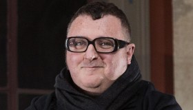 Moda in lutto, addio ad Alber Elbaz: l’eterno ragazzino della moda aveva 59 anni