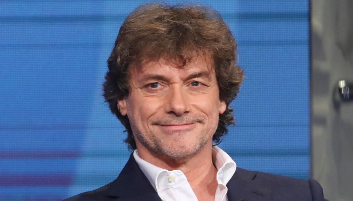 Alberto Angela compie 59 anni: dalla laurea a Ulisse