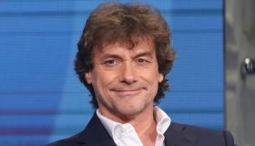 Alberto Angela compie 59 anni: dalla laurea a Ulisse