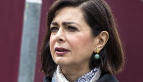 Laura Boldrini: “La malattia è parte della vita. Mi ricovero”