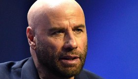 John Travolta, il lutto per la moglie Kelly Preston: un “viaggio nel dolore”