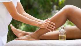 Massaggio drenante per combattere la ritenzione idrica