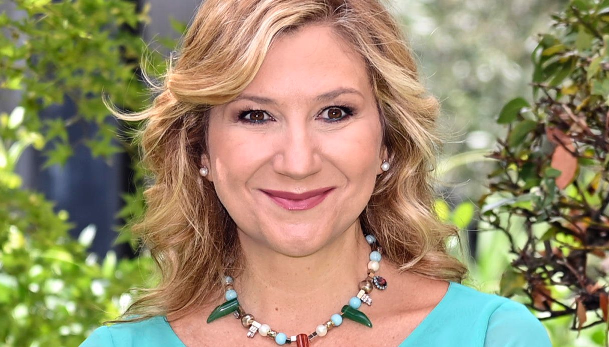 Serena Bortone: essere donna non è solo una fede al dito