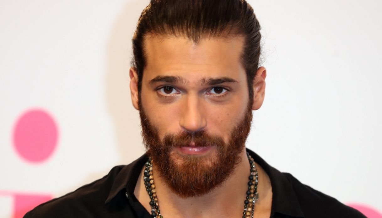 Can Yaman invade Mediaset, dopo Mr Wrong riprende Bitter Sweet