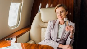 Il capo è lei. Cosa succede quando la donna guadagna più dell’uomo?