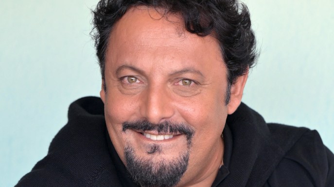 Domenica In, Enrico Brignano: l’amore per Flora e il ricordo di Proietti