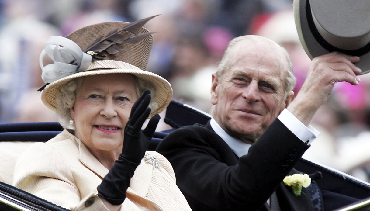 Principe Filippo, chi è l’unico uomo che conosce i suoi segreti e quelli della Regina