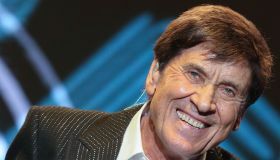 Gianni Morandi dimesso dall’ospedale: il cantante torna a casa