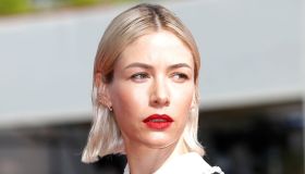 Sarah Felberbaum riabbraccia De Rossi, guarito dal Covid dopo 37 giorni