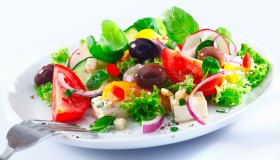 La dieta antiossidante dei 7 colori contro i radicali liberi dell’ossigeno