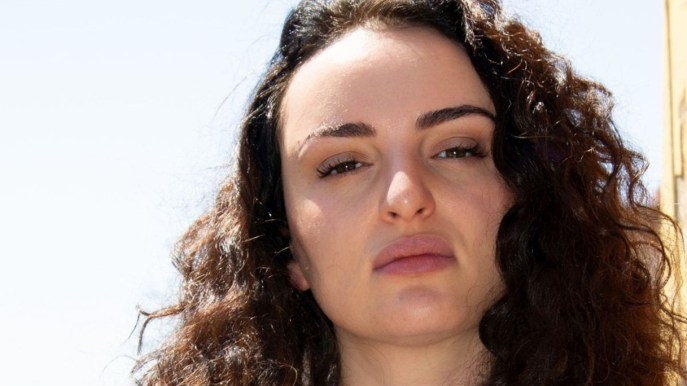 Arisa bacia l’ex su Instagram: “Dammi il tuo cuore”