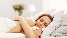 Dormire bene: consigli, rimedi e posizioni