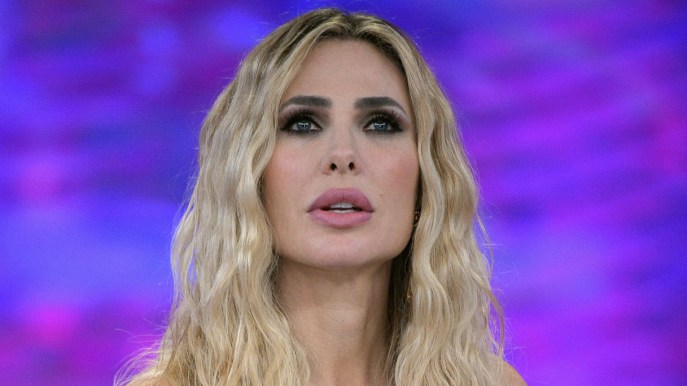 Isola, la gaffe di Ilary Blasi con i naufraghi mette a rischio tutto