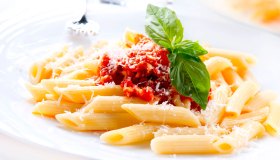 La dieta del podista: cosa mangiare se ti alleni con la corsa