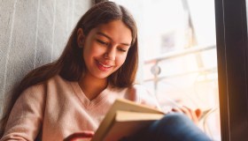 “Leggere per leggere”, la guida per aiutare gli adolescenti ad amare i libri