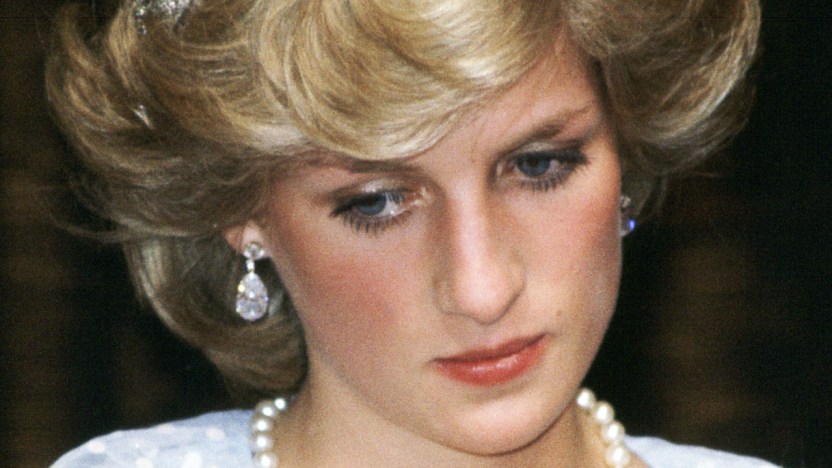 Lady Diana, la premonizione sull’incidente mortale nei suoi diari