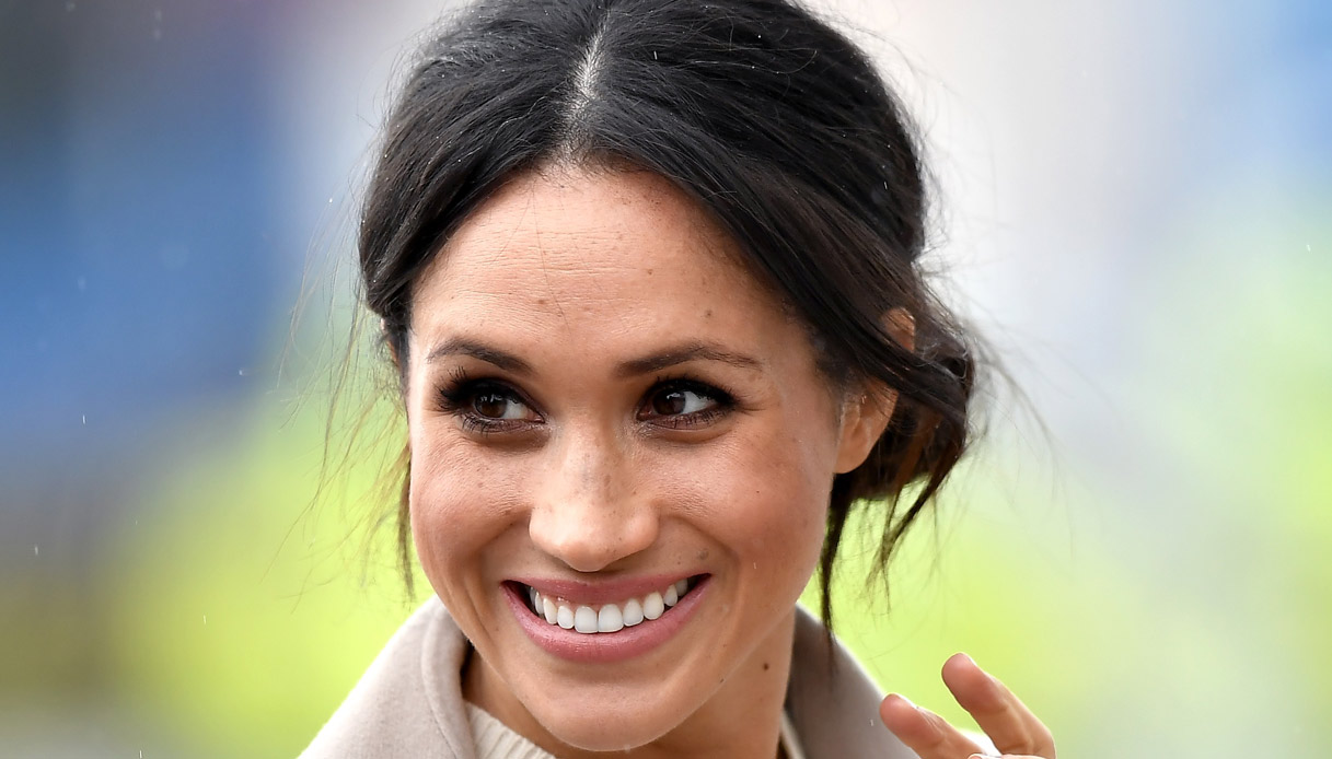 Meghan Markle mamma bis: la profezia dell’astrologa e la reazione di Kate Middleton