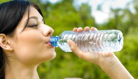 Caldo e umidità, consigli per proteggere i reni