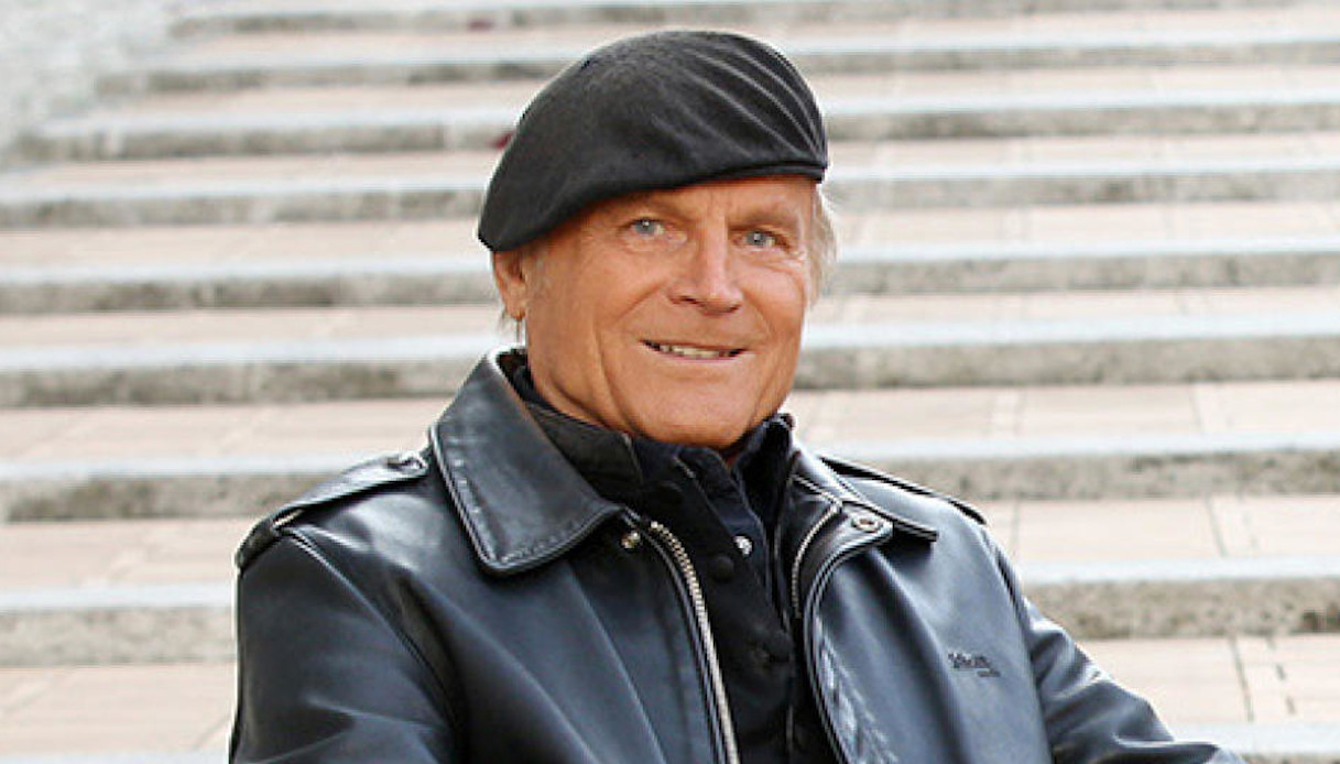 Don Matteo, Terence Hill spiega il suo addio alla serie e l’arrivo di Bova