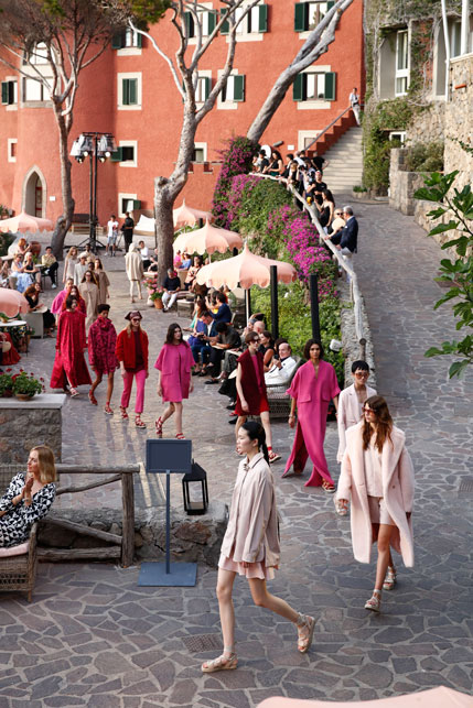 Max Mara - resort 2022