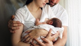 Congedo di paternità, un provvedimento che farebbe bene alle donne