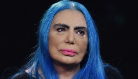 Loredana Bertè, stop forzato per un problema di salute: è costretta ad operarsi