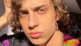 Amici, Sangiovanni e Giulia Stabile: “Commenti pesanti e minacce di morte”