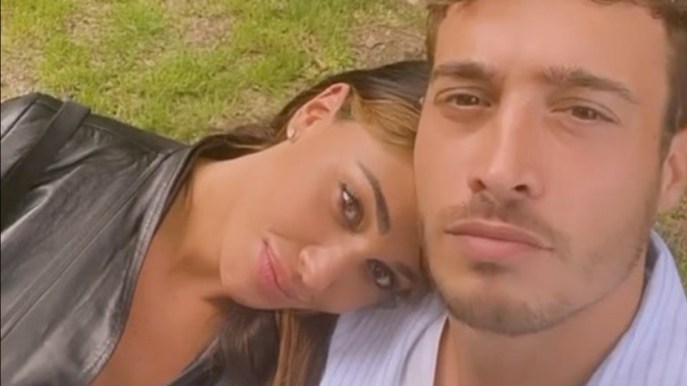 Belen, la prima foto di famiglia con Antonino e Luna su Instagram