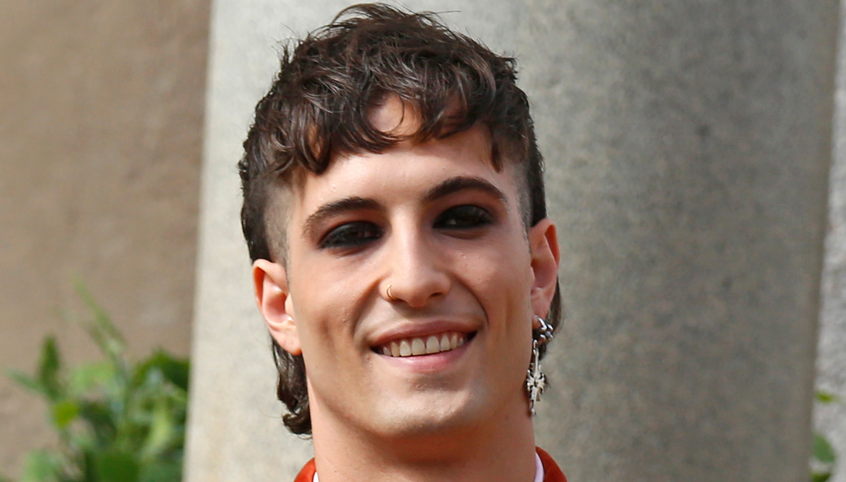 Damiano dei Måneskin, il suo look tra lusso e rock (con rasatura irresistibile)