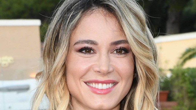 Diletta Leotta mostra l’anello di fidanzamento, le nozze con Yaman si avvicinano