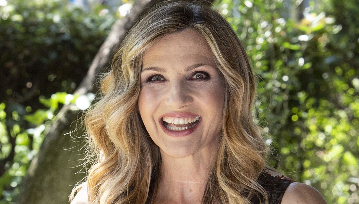 Lorella Cuccarini: “Torno ad Amici 2022”. E si sbilancia sulla Rai